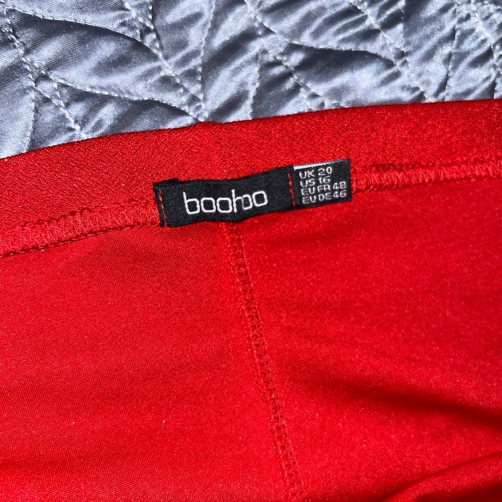 Boohoo 16 like new pencil skirt - Picture 3 of 5